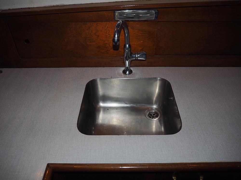 Fore ship, Accommodation